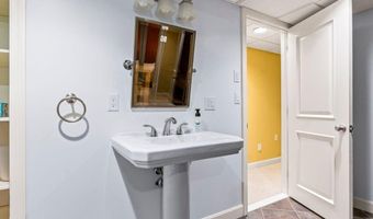 38 Harvest Hill Ln 38, Auburn, ME 04210