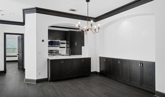 4160 Towne Green Cir, Addison, TX 75001