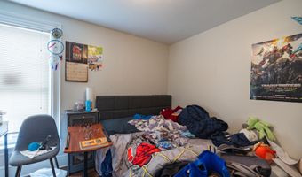 19 Granite St, Auburn, ME 04210