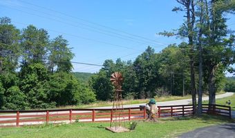 14 Manor Dr, Beattyville, KY 41311