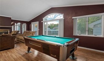 2101 6th Ave NE, Austin, MN 55912