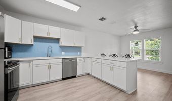 715 W WILSON Ave, Aransas Pass, TX 78336
