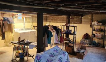 215 W Pleasant St, Angola, IN 46703