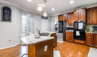 2002 MEDINAH RIDGE Rd, Accokeek, MD 20607