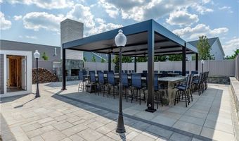 1 Hampton Rd 27, Coventry, RI 02816