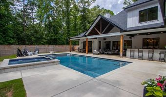 810 Caddo Dr, Benton, AR 72019