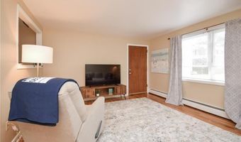 70 Carroll Ave 509, Newport, RI 02840