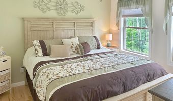 1016 State St, Bangor, ME 04401