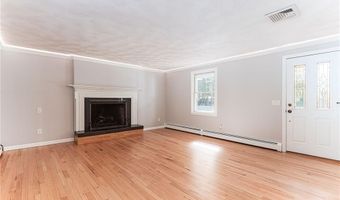 680 Fletcher Rd, North Kingstown, RI 02852