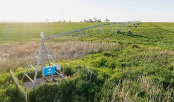 885 Th Rd, Bassett, NE 68714