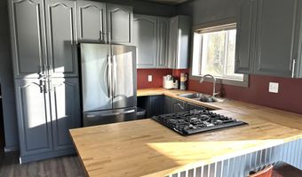 256 Snake River Dr, American Falls, ID 83211