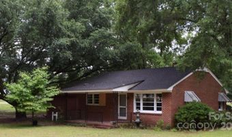 703 Blackmon St N, Bethune, SC 29009