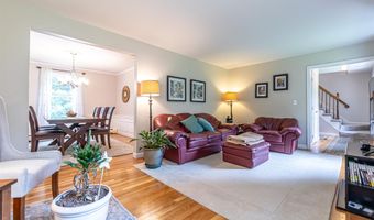 14 Briarwood Ln, Amherst, NH 03031