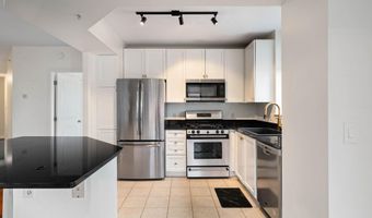 851 N GLEBE Rd 1011, Arlington, VA 22203