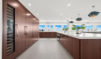 811 N SHORE Dr, Anna Maria, FL 34216