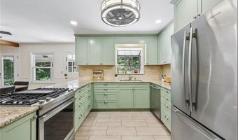 1067 Hess Dr, Avondale Estates, GA 30002