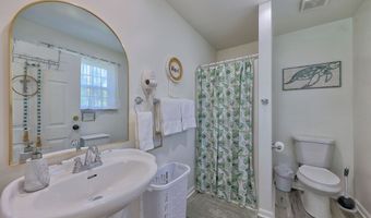 1477 Lake Dr, Bainbridge, GA 39817