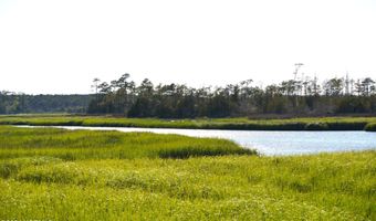 304 Ransom Brook Ct, Beaufort, NC 28516