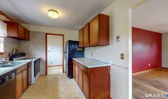 45 Elaine Dr, Ansonia, CT 06401