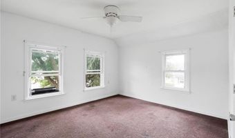 1302 8th Ave NW, Austin, MN 55912