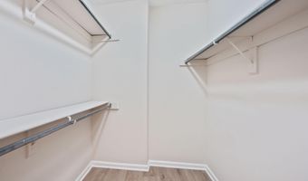 5300 COLUMBIA Pike 904, Arlington, VA 22204