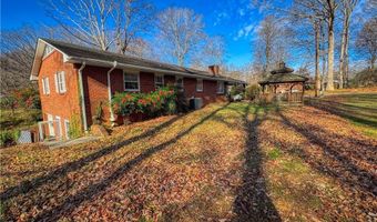 195 Claybon Dr, Advance, NC 27006