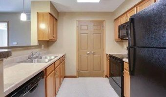 3524 Deer Lakes Dr, Amherst, NY 14228
