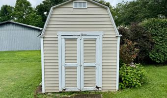 505 Edgewood Dr, Batesville, IN 47006