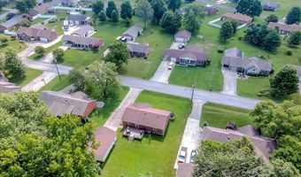 2818 Oakwood Dr, Bardstown, KY 40004
