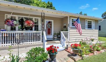 24 Venus Ave, Burlington, VT 05408