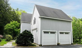 2 Parker Farm Ln, Amherst, NH 03031