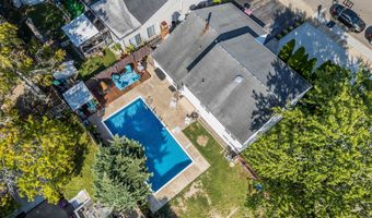 2 Lee Ct, Barnegat, NJ 08005