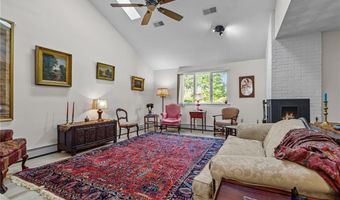 2970 Mendon Rd 101, Cumberland, RI 02864