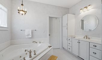 W3549 CENTER VALLEY Road, Appleton, WI 54913