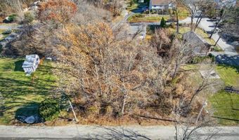 9 Orleans St, Johnston, RI 02919