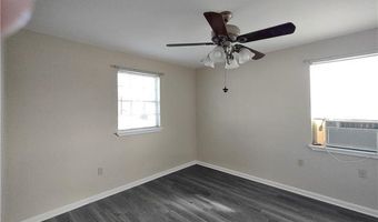 118 YORKE St A, Belle Chasse, LA 70037