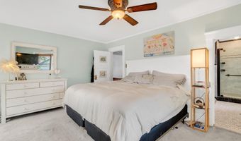 1805 ST Clair River Dr, Algonac, MI 48001