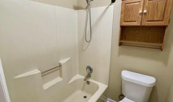 17556 Fairway Dr, Athens, AL 35613