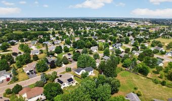 10607 56th St NE, Albertville, MN 55301