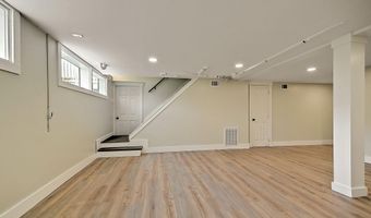 163 Valley View Dr, Abingdon, VA 24210