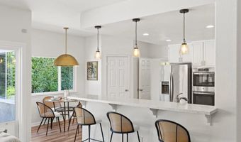 2084 Roberts Pl, Escondido, CA 92029