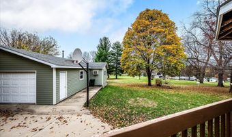 903 E 10TH St, Atlantic, IA 50022