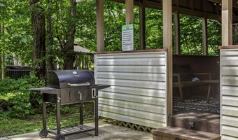 113 Birchwood Rd, Blakeslee, PA 18610