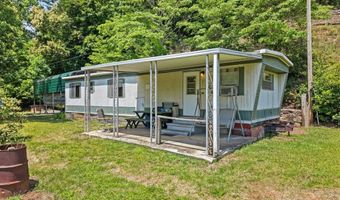 197 Lakeview Dr, Almond, NC 28771