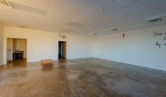 85 NE Main St, Baxley, GA 31513