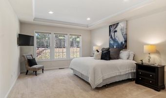 35 Greenside Ln 35, Acton, MA 01720