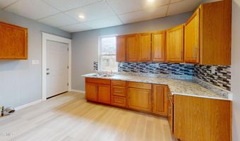 2216 4th St, Altoona, PA 16601