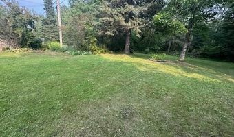 34 Elm Blvd, Babbitt, MN 55706