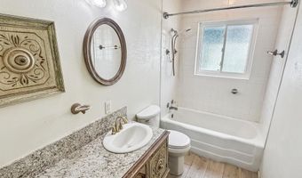 1106 Ortega St, Carlsbad, NM 88220
