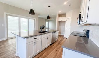 141 S Shay Rd, Andover, KS 67002